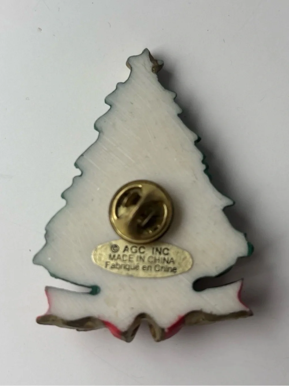 Vintage AGC Inc. Resin Christmas Tree w/Red Bow Pin Brooch 2